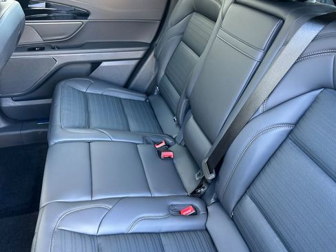 New 2026 Lincoln Nautilus Reserve w/ Jet Appearance Package image 11