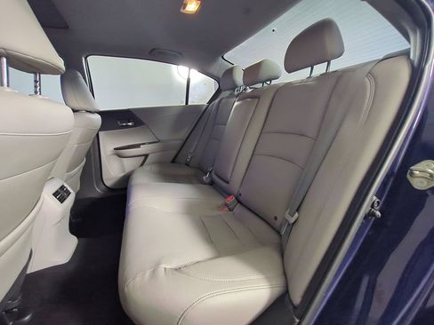 Used 2017 Honda Accord EX-L image 14
