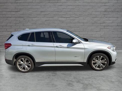 Used 2018 BMW X1 xDrive28i AWD/4WD image 7