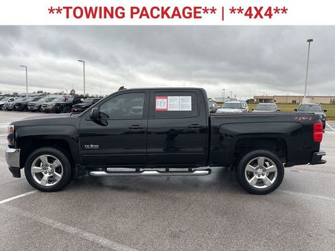 Used 2018 Chevrolet Silverado 1500 LT w/ Texas Edition image 5