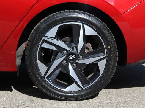 Used 2023 Hyundai Elantra SEL w/ Convenience Package FWD image 27