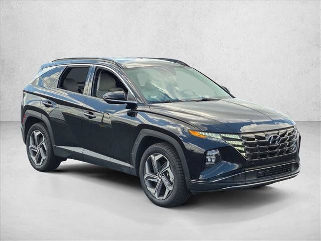 Used 2022 Hyundai Tucson Limited AWD/4WD image 3