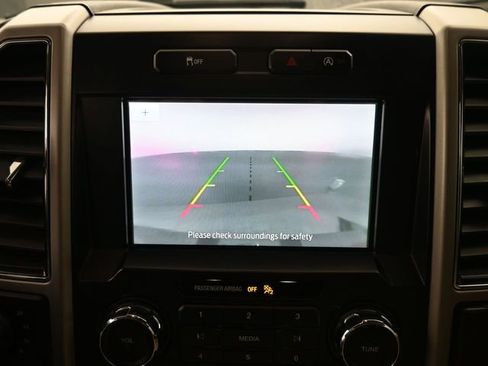 Used 2018 Ford F150 Lariat w/ Trailer Tow Package image 11