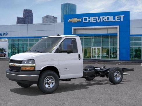 New 2026 Chevrolet Express 3500 w/ Power Convenience Package RWD image 2