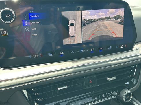 New 2026 Chevrolet Tahoe Z71 w/ Z71 Off-Road Package AWD/4WD image 32