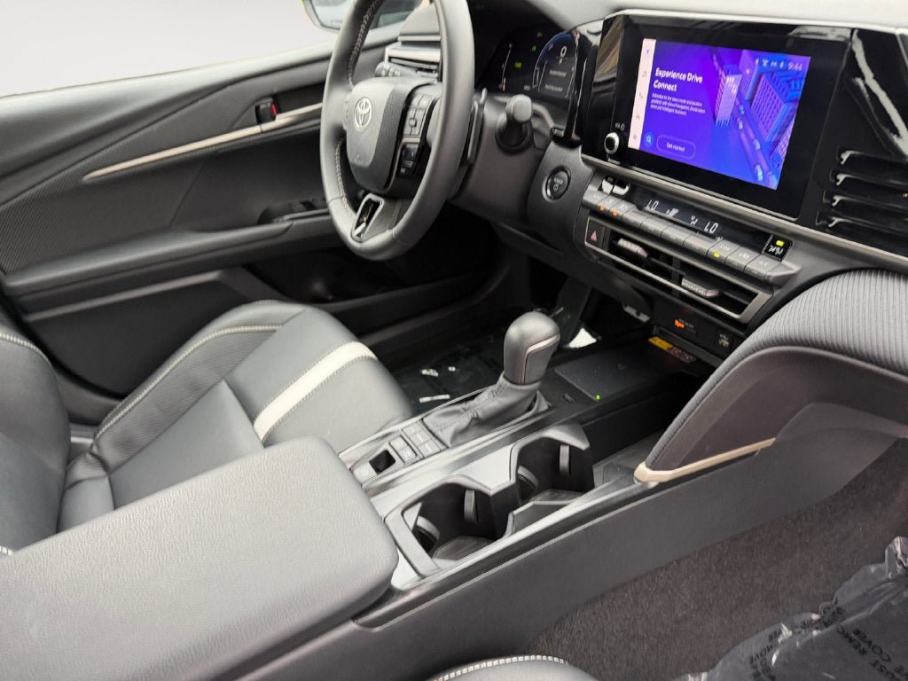 Used 2026 Toyota Camry SE FWD image 26