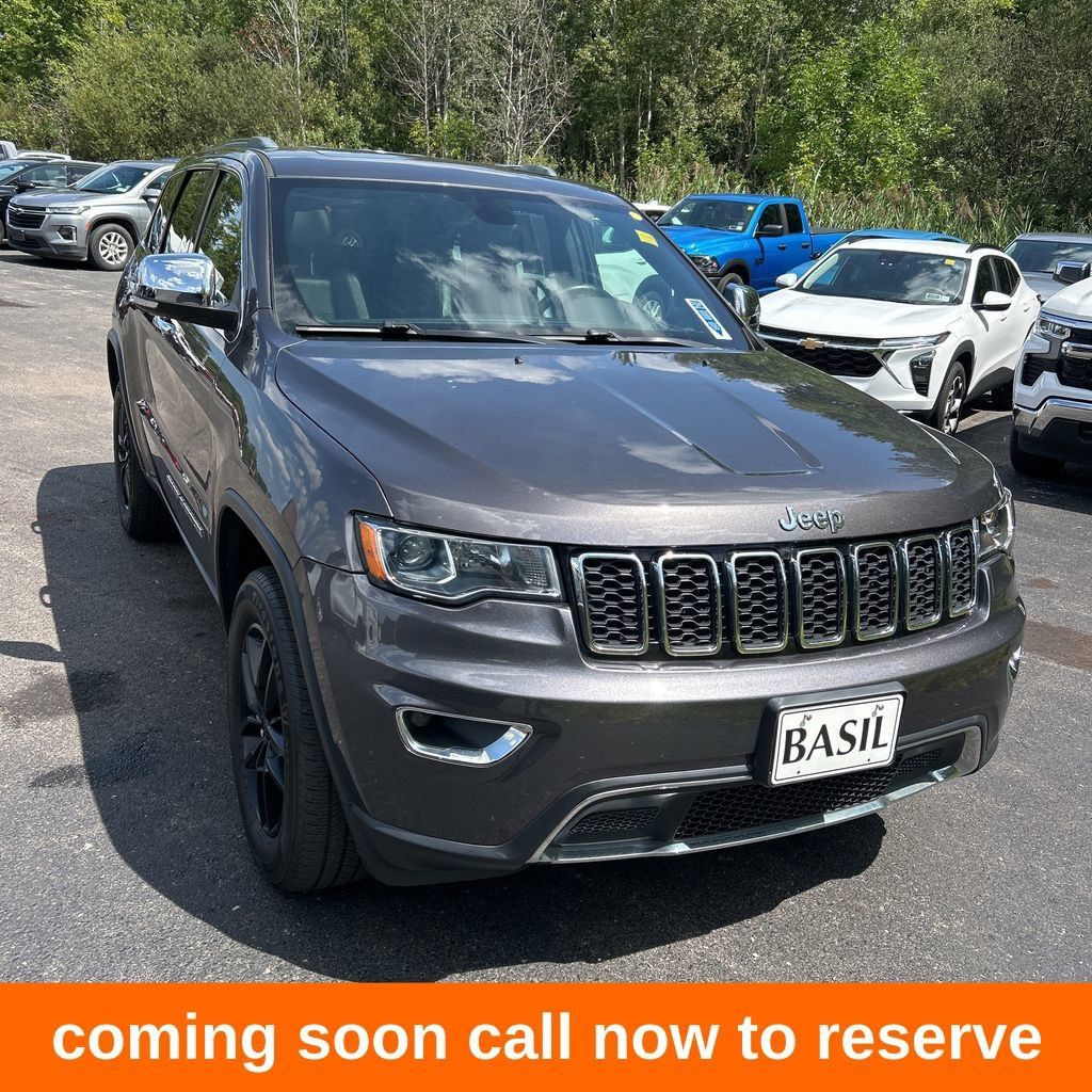 Used 2018 Jeep Grand Cherokee Limited AWD/4WD image 1