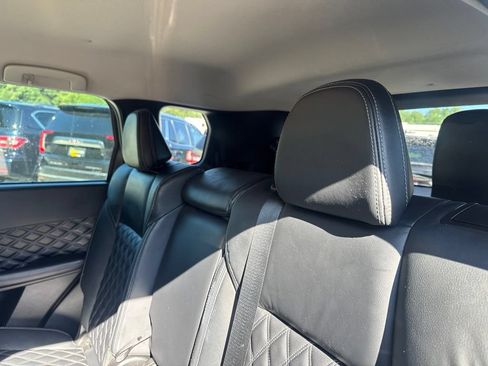 Used 2022 Mitsubishi Outlander SEL AWD/4WD image 21