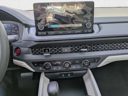 New 2025 Honda Accord SE image 12