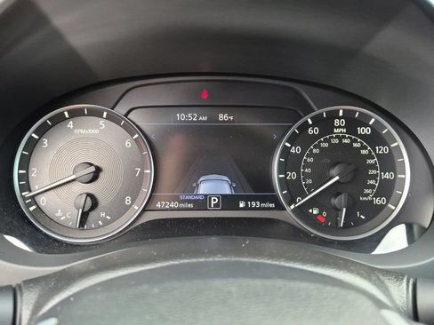 Used 2023 INFINITI QX50 Luxe FWD image 21