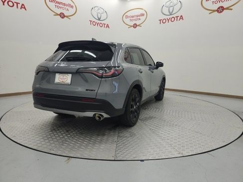 Used 2025 Honda HR-V Sport image 8