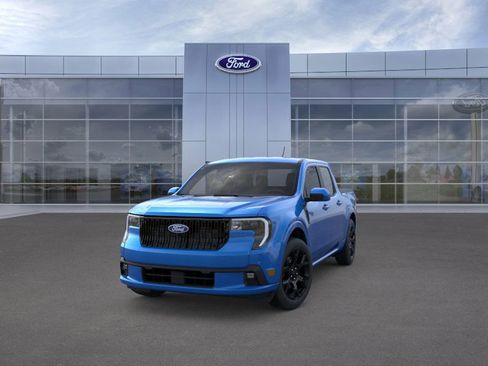 New 2026 Ford Maverick Lobo AWD/4WD image 2