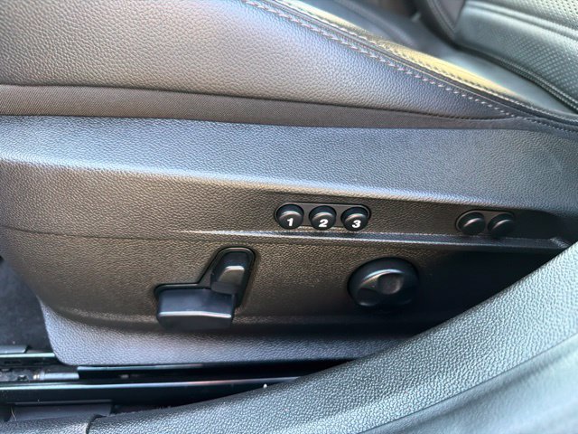 Used 2022 Alfa Romeo Giulia Veloce AWD/4WD image 9