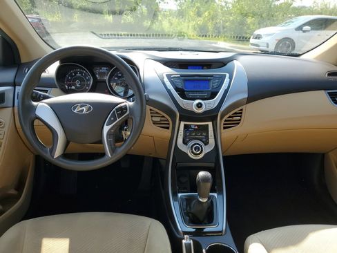 Used 2012 Hyundai Elantra GLS w/ Comfort Pkg 2 FWD image 12