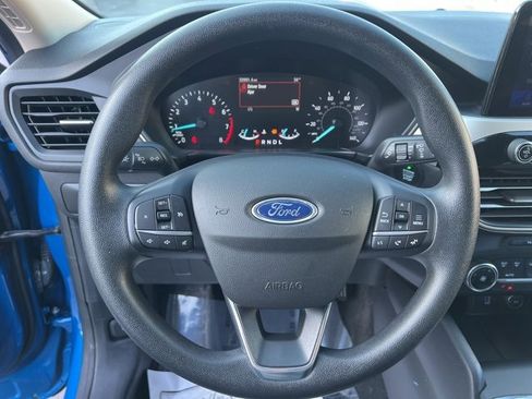 Used 2020 Ford Escape SE image 24