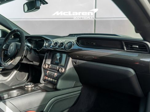 Used 2022 Ford Mustang Shelby GT500 w/ Technology Package image 40