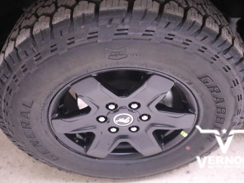 New 2025 Ford Bronco Big Bend w/ Black Diamond Package image 28