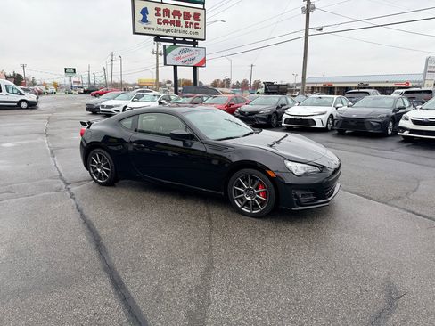 Used 2017 Subaru BRZ Limited w/ Performance Package image 5