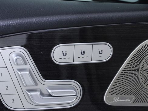 Used 2022 Mercedes-Benz GLS 450 4MATIC image 22