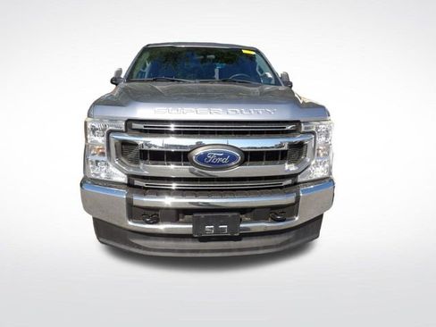 Used 2020 Ford F250 XL w/ STX Appearance Package image 3