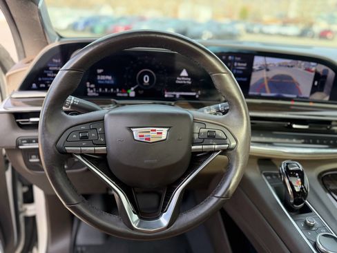 Certified 2023 Cadillac Escalade ESV Sport w/ Touring Package image 31