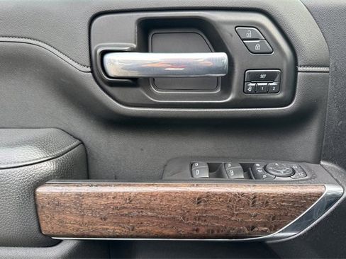 Used 2021 GMC Sierra 2500 Denali w/ Denali Ultimate Package image 11