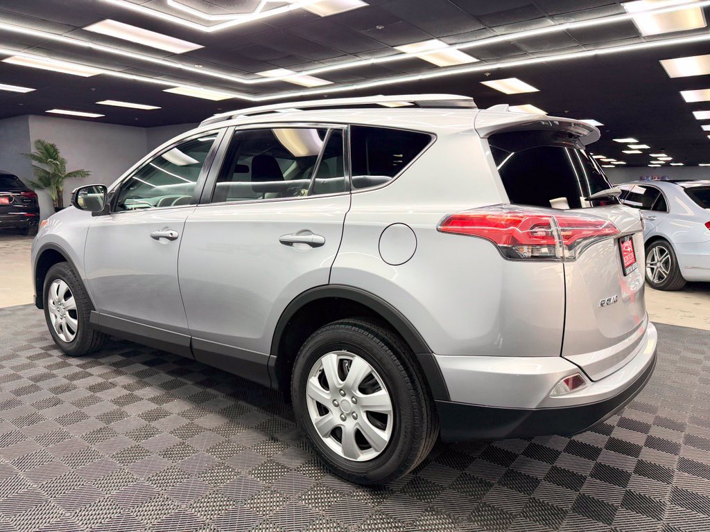 Used 2016 Toyota RAV4 LE FWD image 9