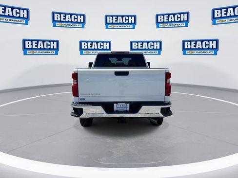 Used 2025 Chevrolet Silverado 2500 LT w/ Convenience Package AWD/4WD image 7