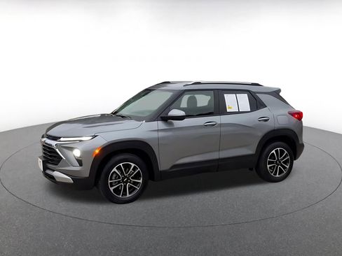 Used 2025 Chevrolet TrailBlazer LT image 8