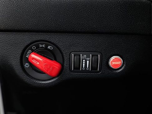 Used 2017 Dodge Charger R/T image 50