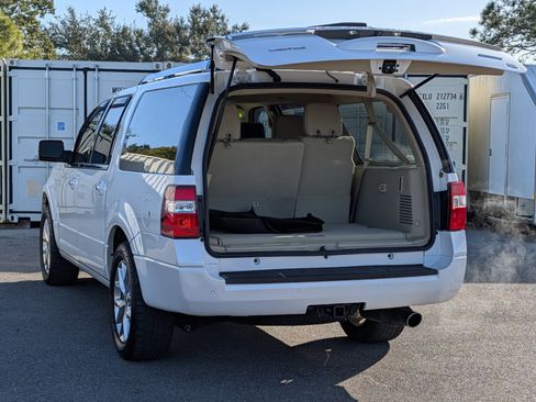 Used 2017 Ford Expedition EL Limited w/ Equipment Group 301A image 13