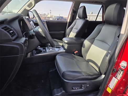 Used 2021 Toyota 4Runner SR5 Premium w/ Moonroof Package image 5