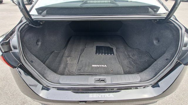 Certified 2023 Nissan Sentra SV FWD image 21