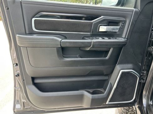 Used 2020 RAM 3500 Laramie w/ Night Edition image 12