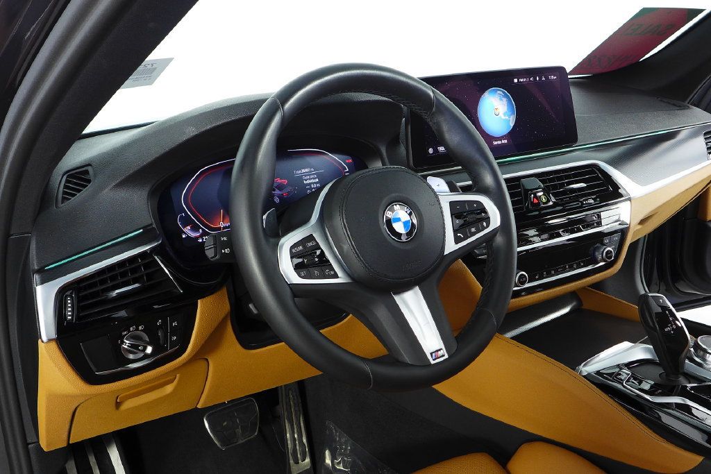 Used 2023 BMW 540i w/ M Sport Package RWD image 31