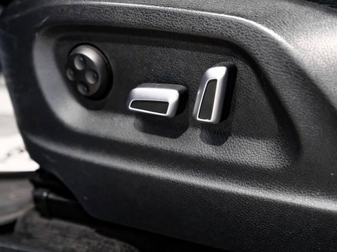 Used 2017 Audi Q5 2.0T Premium Plus w/ Technology Package image 40