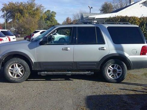 Used 2006 Ford Expedition XLT image 9