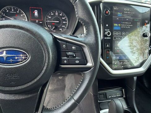 Used 2025 Subaru Ascent Premium image 28
