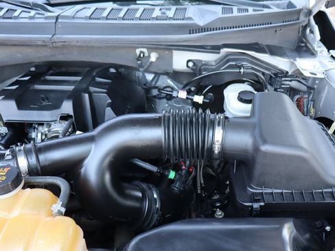 Used 2017 Ford F150 XLT w/ Equipment Group 301A Mid AWD/4WD image 39