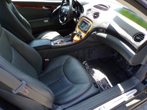 Used 2004 Mercedes-Benz SL 500 image 10