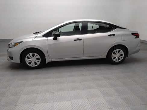 Used 2025 Nissan Versa S w/ Trunk Package FWD image 2