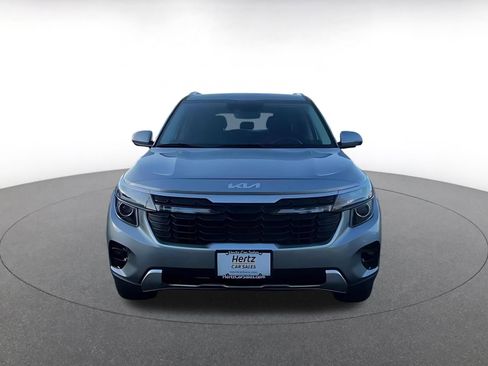 Used 2025 Kia Seltos S image 4