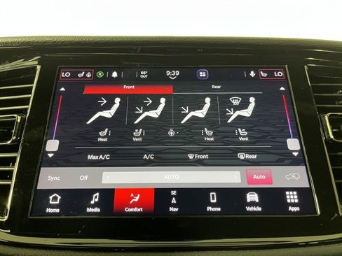 Used 2022 Dodge Durango R/T w/ Blacktop Package image 29