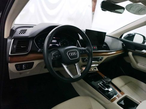 Used 2023 Audi Q5 2.0T Premium w/ Convenience Package AWD/4WD image 15