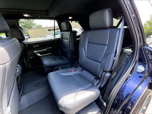 Certified 2025 Toyota Sequoia Platinum AWD/4WD image 21