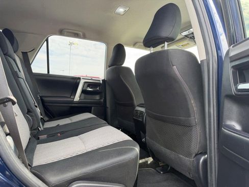 Used 2021 Toyota 4Runner SR5 AWD/4WD image 11