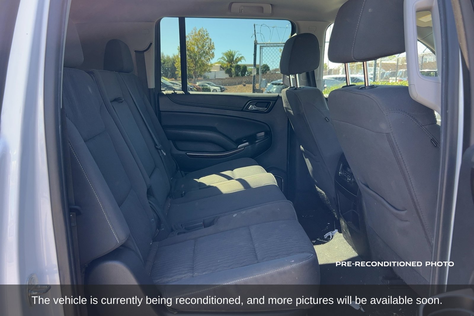 Used 2020 GMC Yukon XL SLE w/ SLE Value Package AWD/4WD image 13