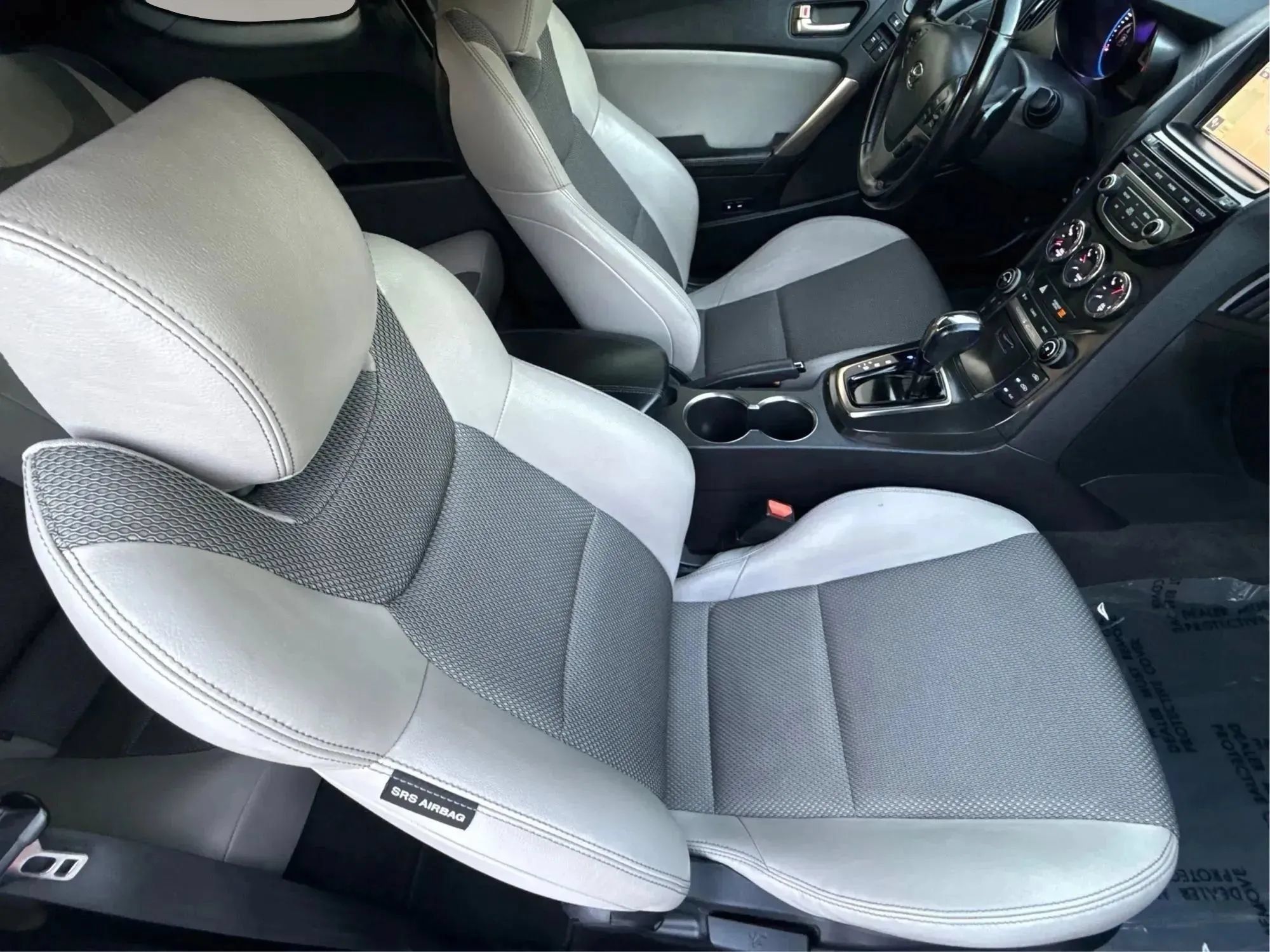 Used 2013 Hyundai Genesis 2.0T RWD image 18