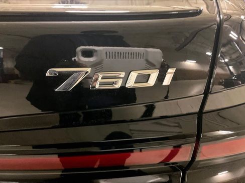 Used 2025 BMW 760i xDrive 760i xDrive image 10