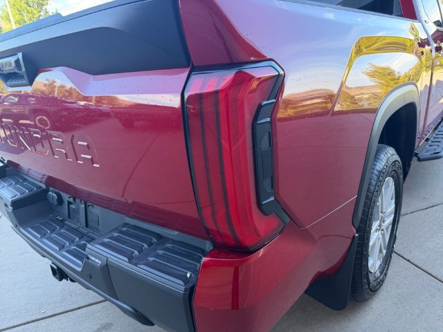 Used 2025 Toyota Tundra SR5 w/ SR5 Premium Package AWD/4WD image 22